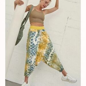 NWT One Teaspoon Dynamic Vivid Snake Harem Pants Cotton Drop Crotch Size S